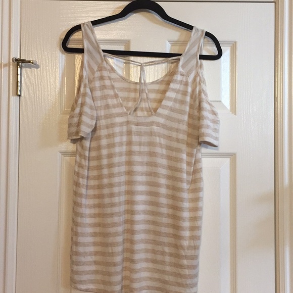 Kut from the Cloth Cold Shoulder Striped Top - Picture 4 of 6